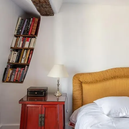 Appartamento Charming Located In The Heart Of *